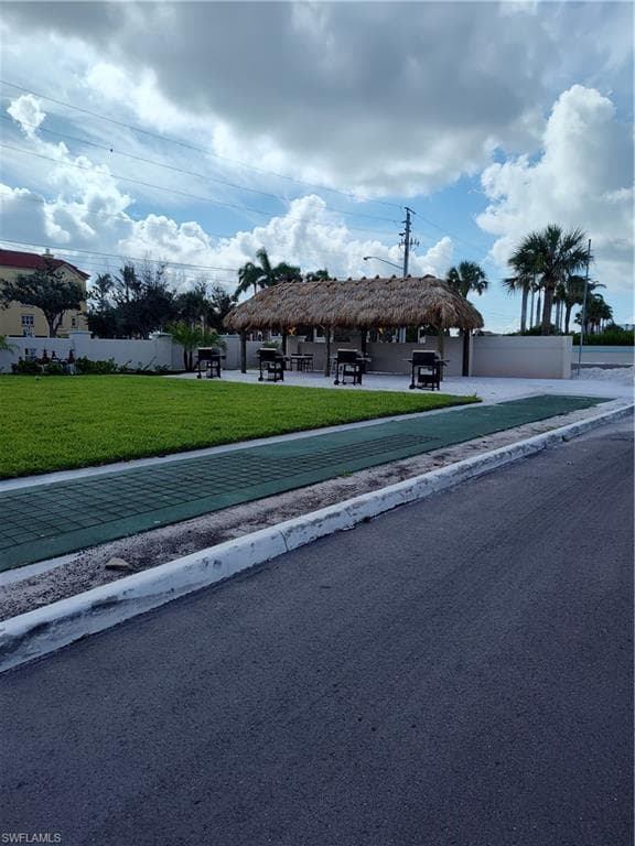 7400 Estero BLVD 528-9