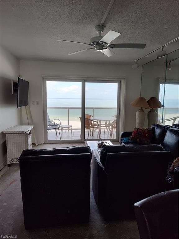 7400 Estero BLVD 528-10