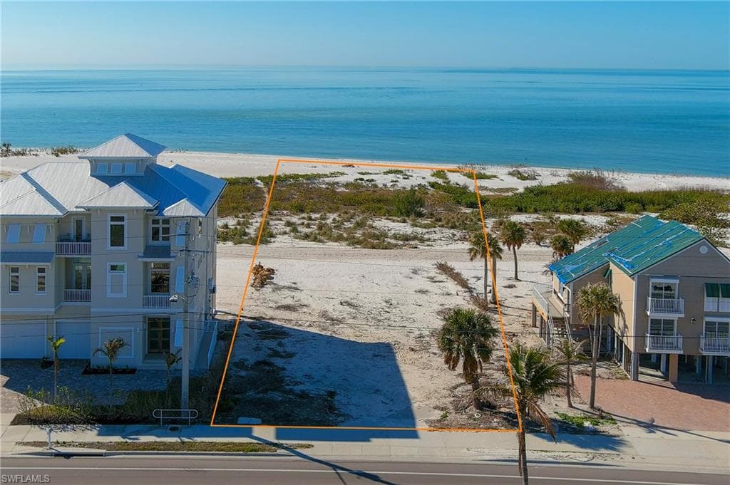 8030 Estero BLVD-16