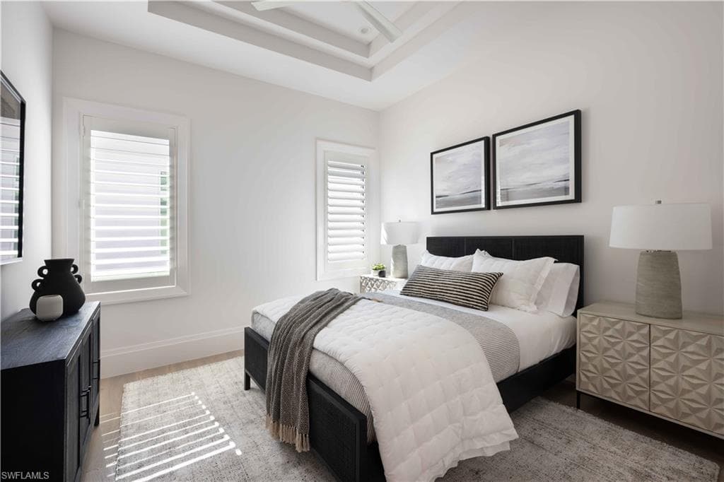 6634 Palisades AVE-18