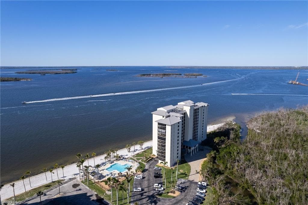17080 Harbour Point DR 211-22