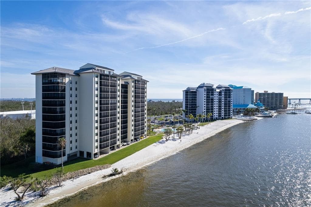 17080 Harbour Point DR 211-19