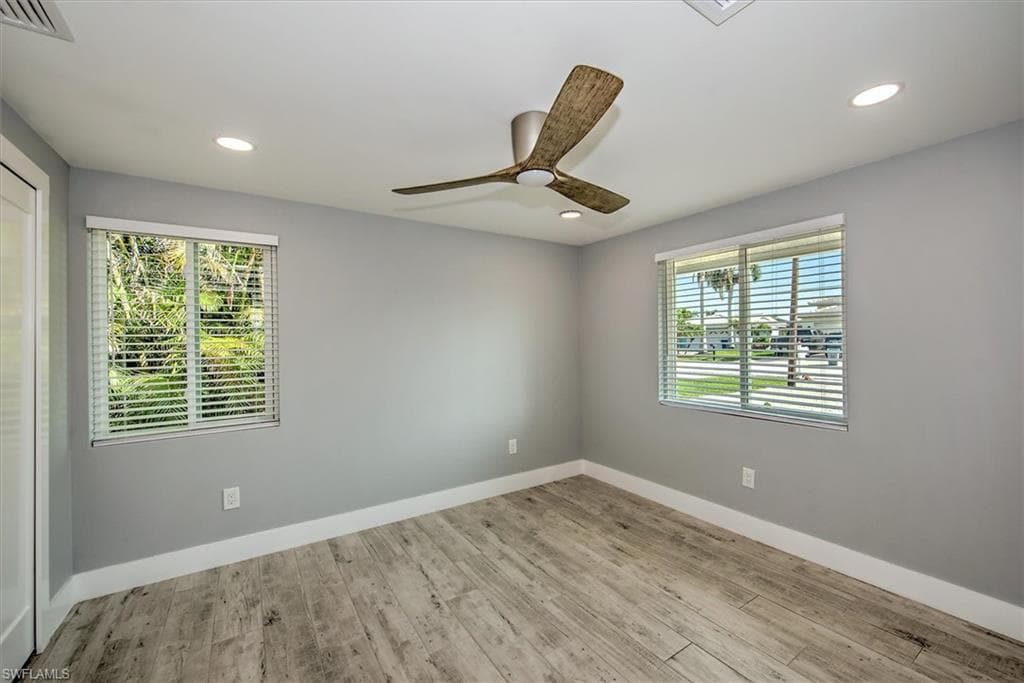 16 Palmview BLVD-17