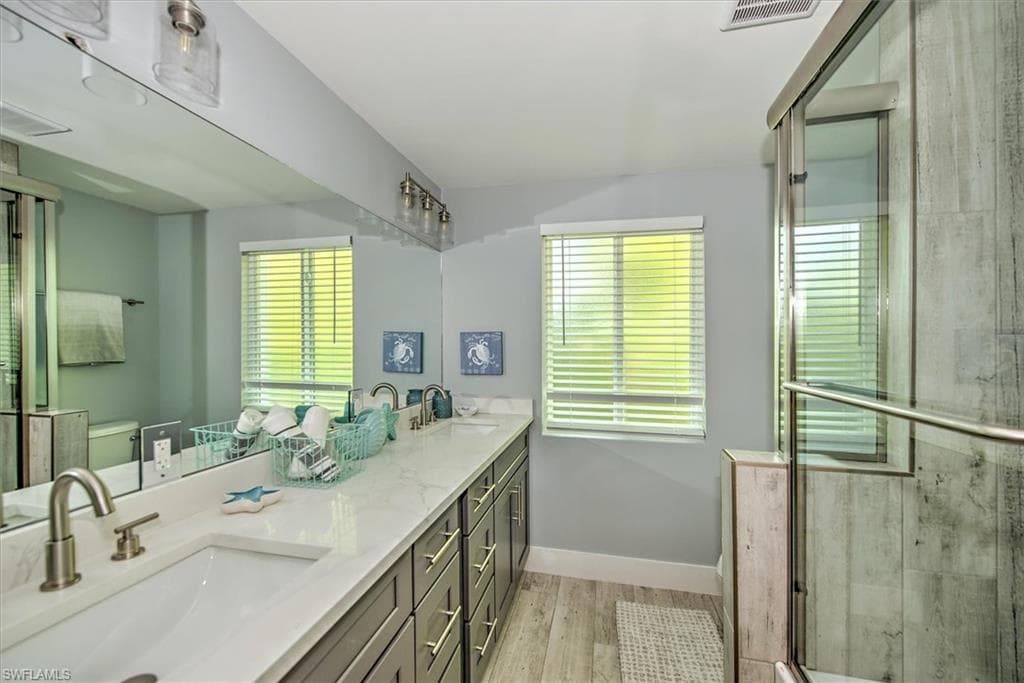 16 Palmview BLVD-14