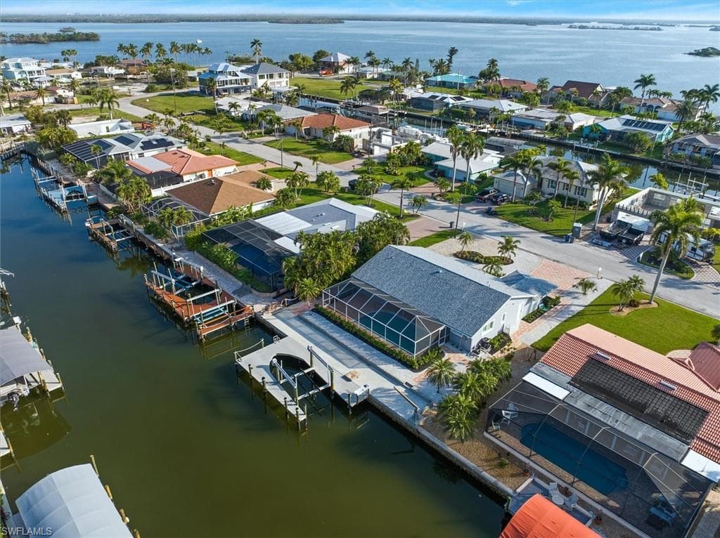 16 Palmview BLVD-37