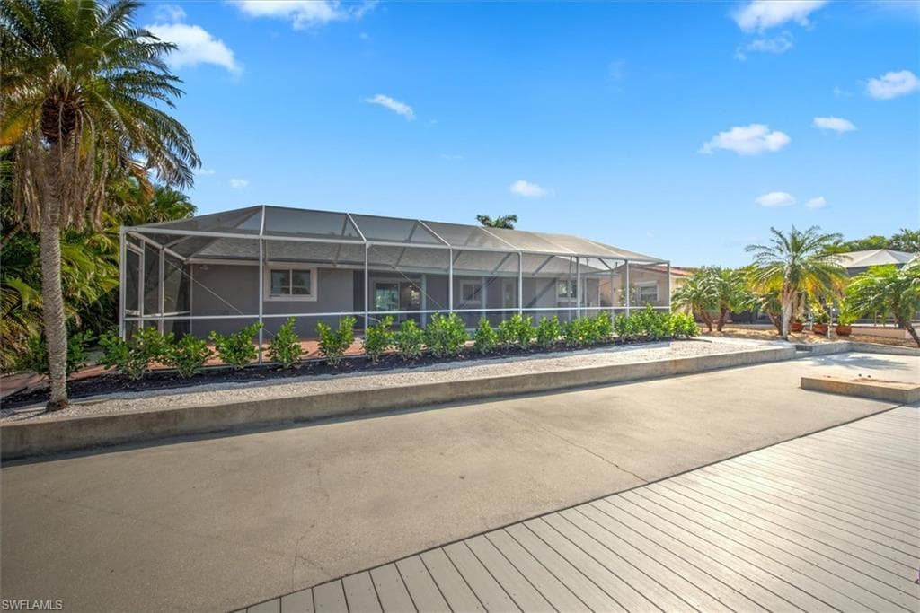 16 Palmview BLVD-19