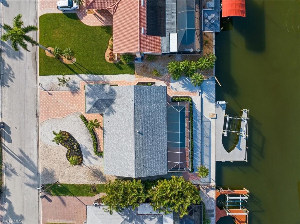 16 Palmview BLVD-25