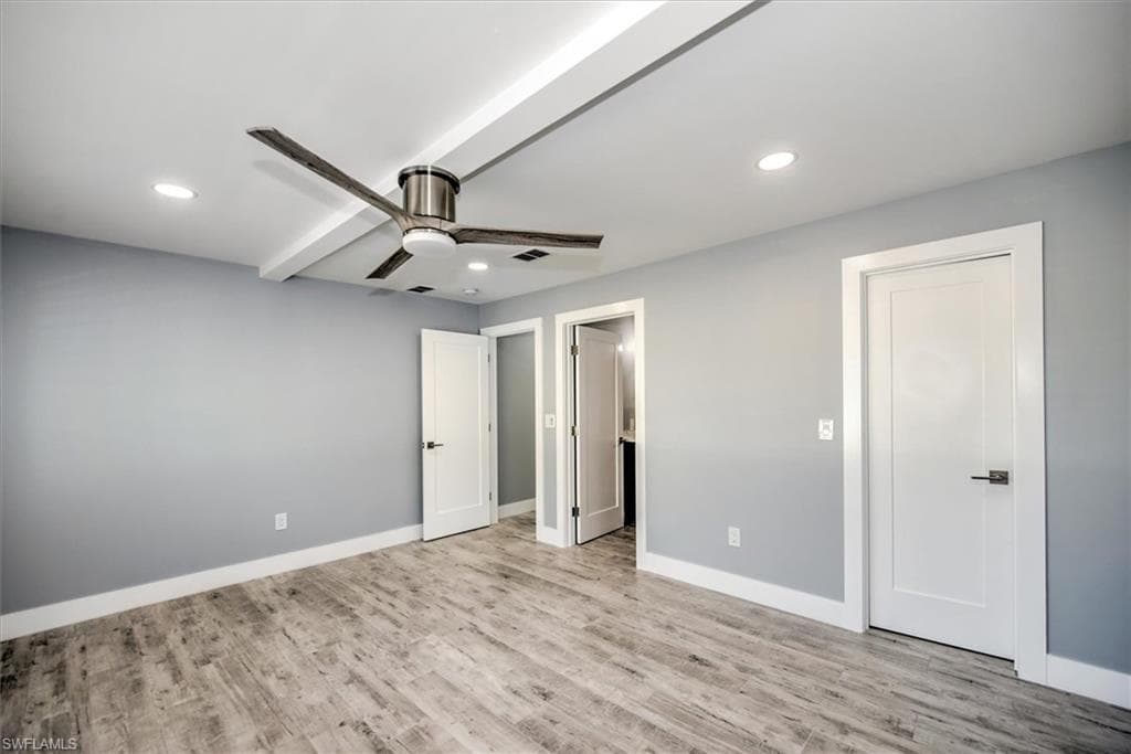 127 Albatross ST-13