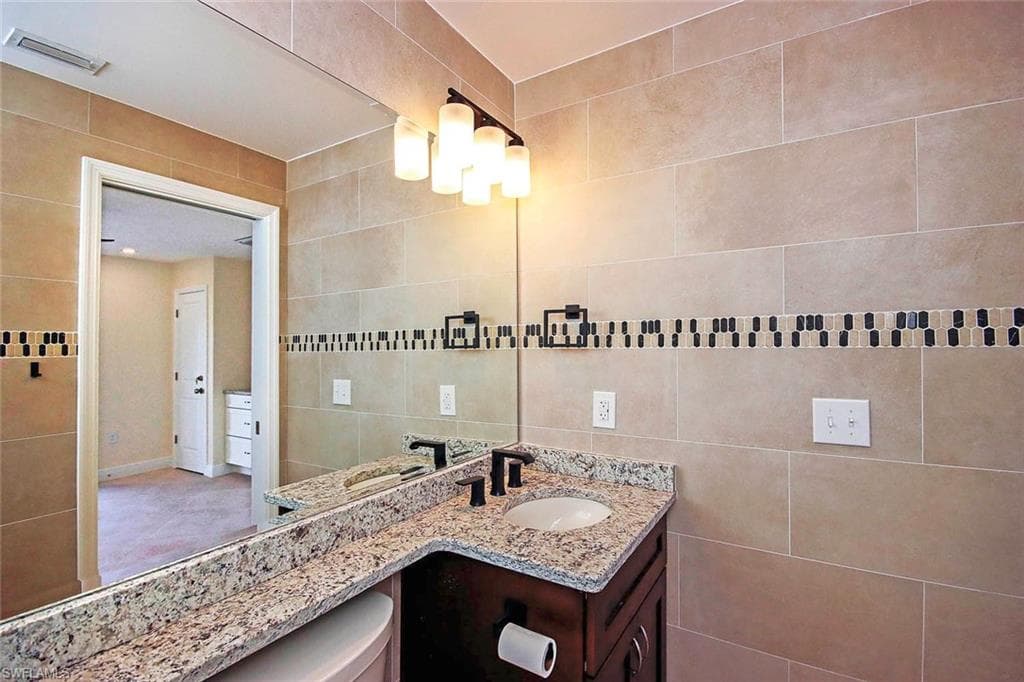 827 E Gulf DR L1-7