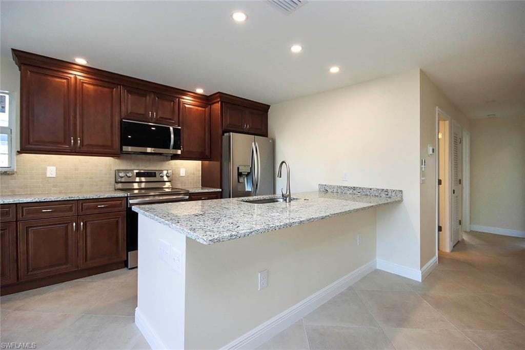 827 E Gulf DR L1-4