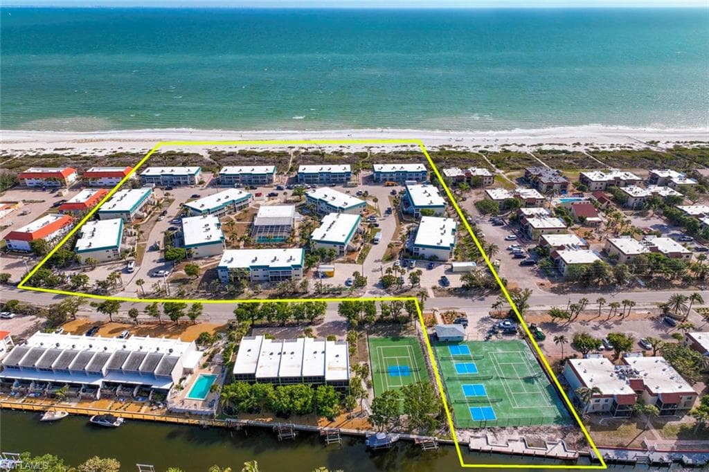 827 E Gulf DR L1-21