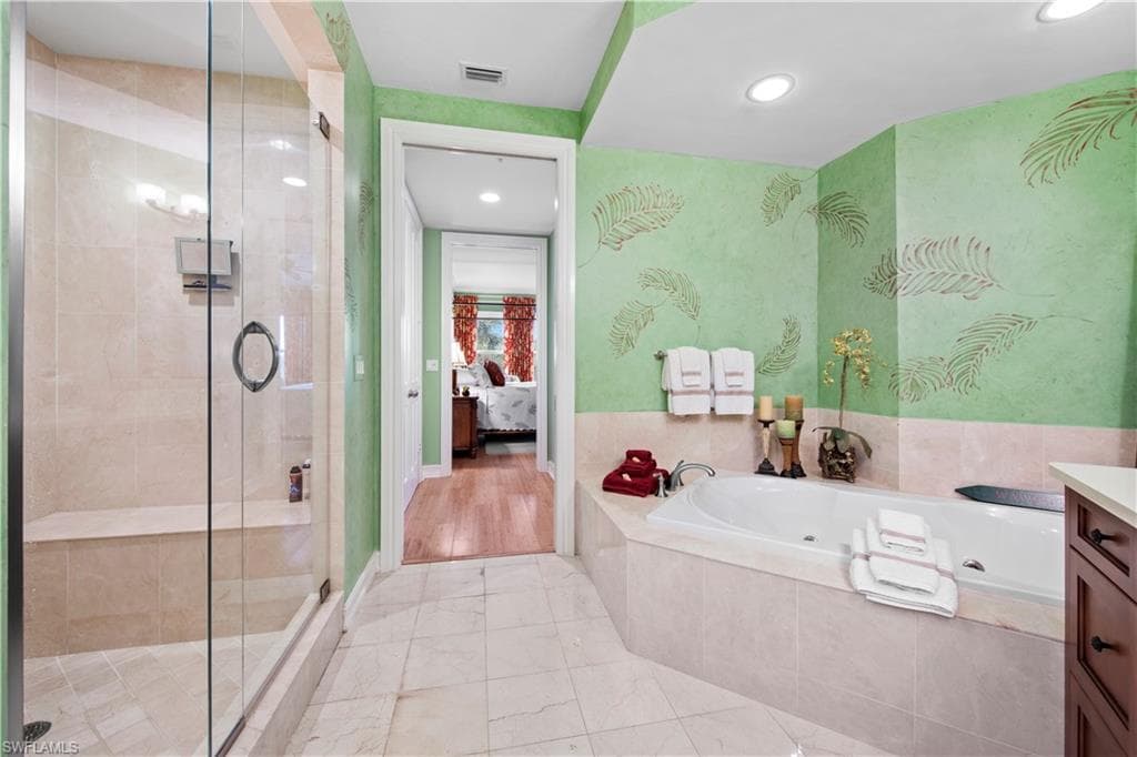 5657 Baltusrol CT 2B-25