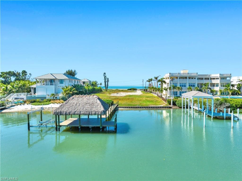 15819 Captiva DR-17