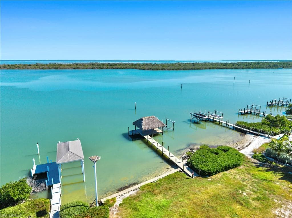 15819 Captiva DR-15