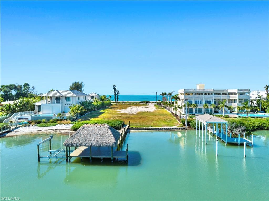 15819 Captiva DR-8
