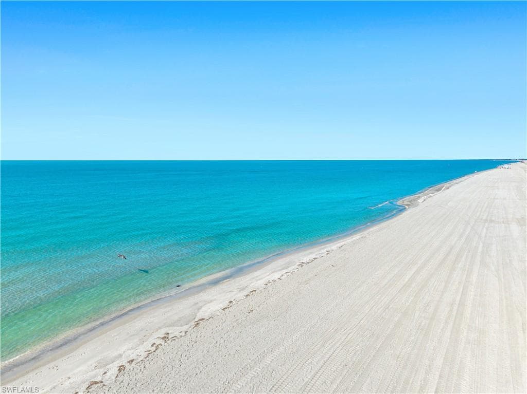 15819 Captiva DR-21