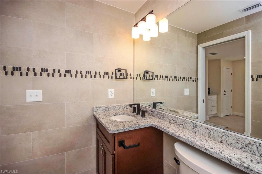 827 E Gulf DR M4-7