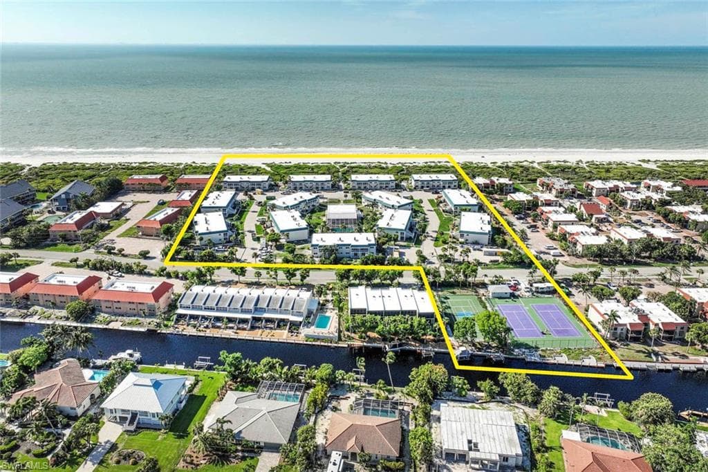 827 E Gulf DR M4-24