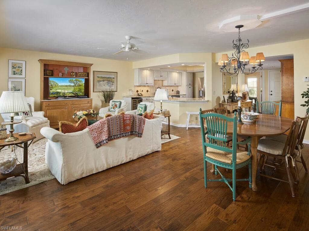 26890 Wedgewood DR 403-6