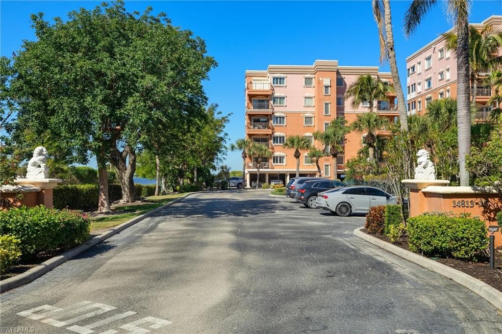 14811 Laguna DR 101-1