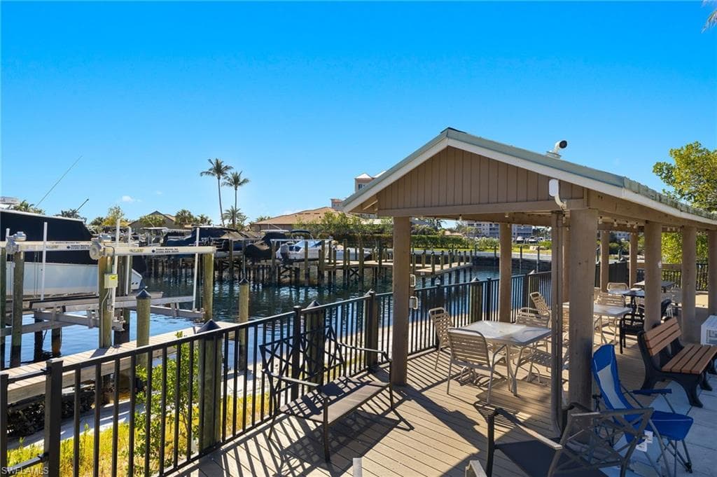 14811 Laguna DR 101-28