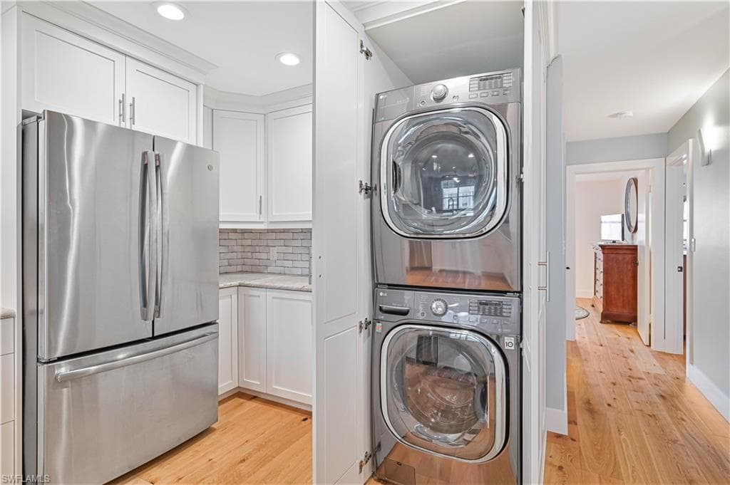 3390 N Key DR 6-14
