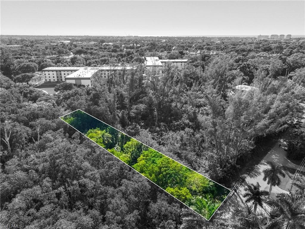 1552 Bembury DR-11