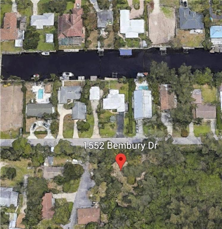 1552 Bembury DR-8
