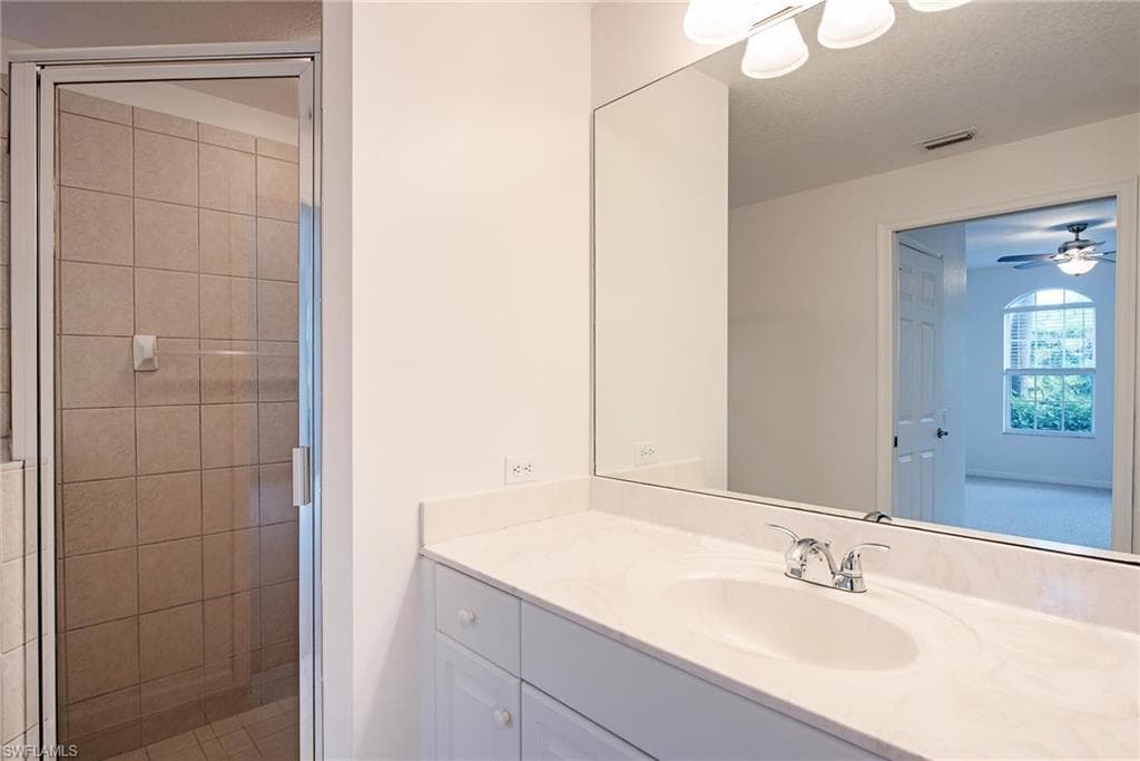 10025 Heather LN 702-7