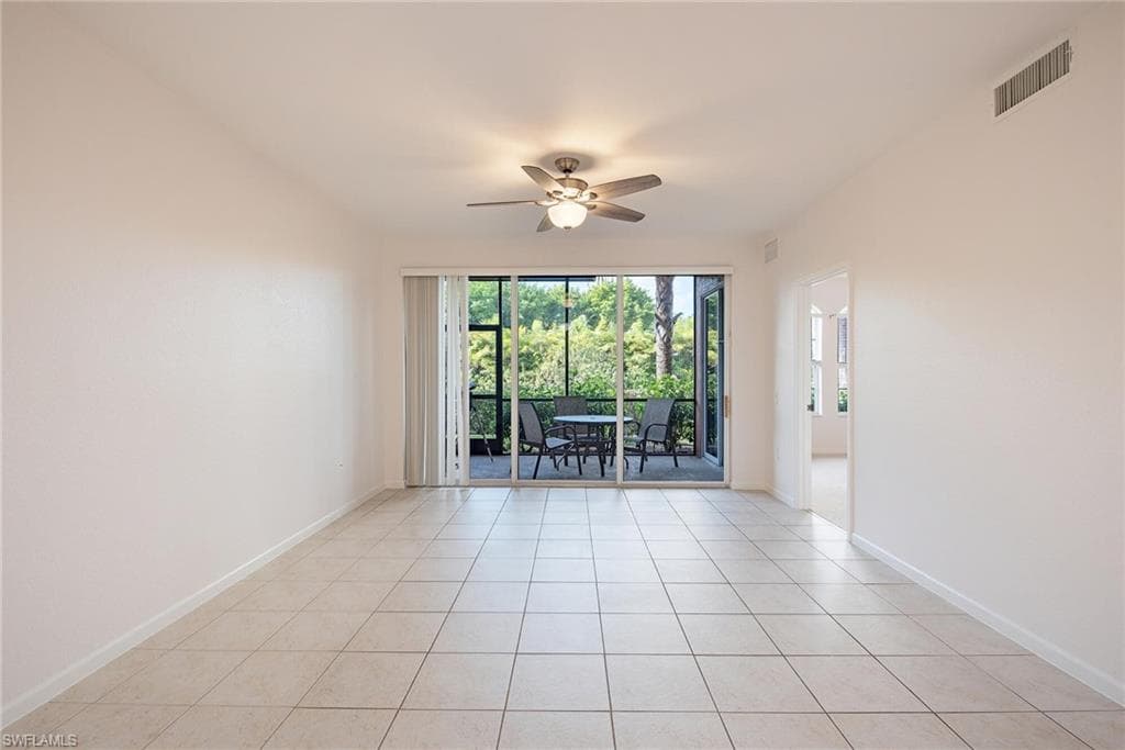 10025 Heather LN 702-5