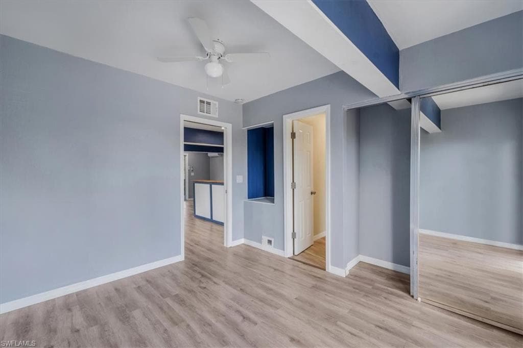 10925 Russell RD-16