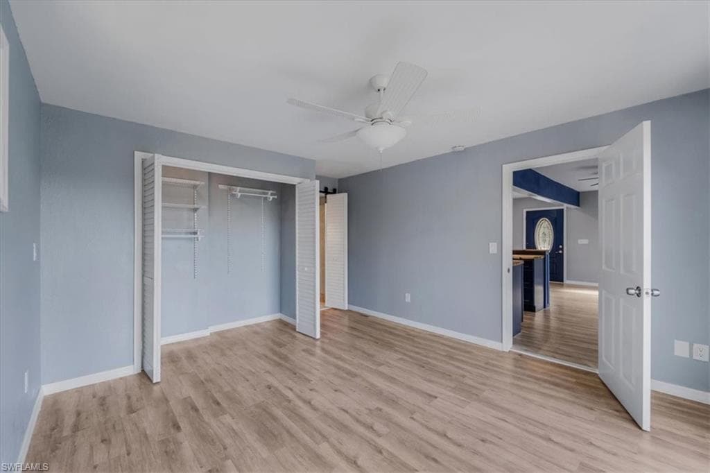 10925 Russell RD-22