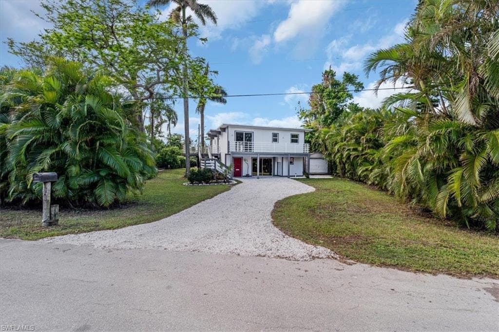 10925 Russell RD-5