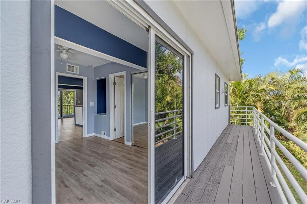 10925 Russell RD-18