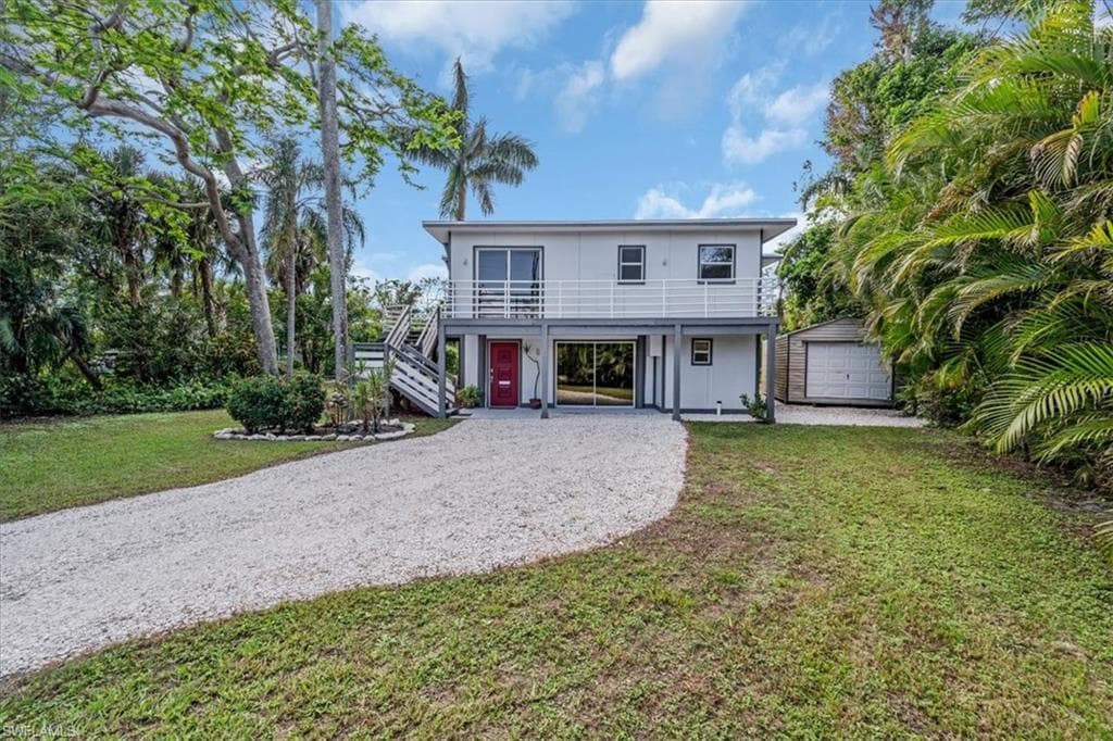 10925 Russell RD-4
