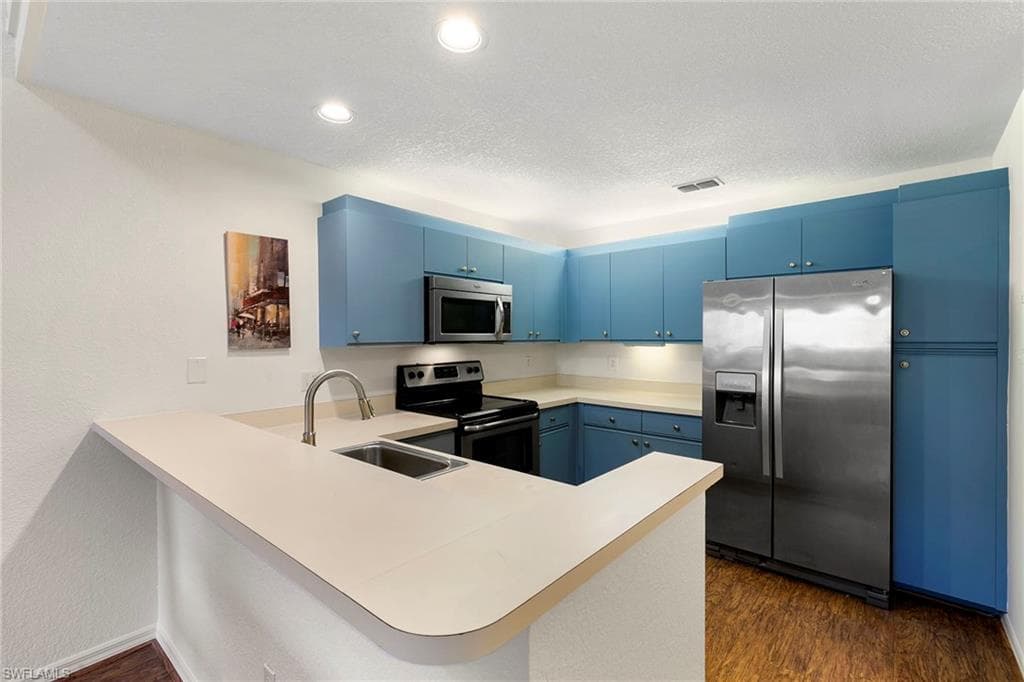 55 Emerald Woods DR C4-7