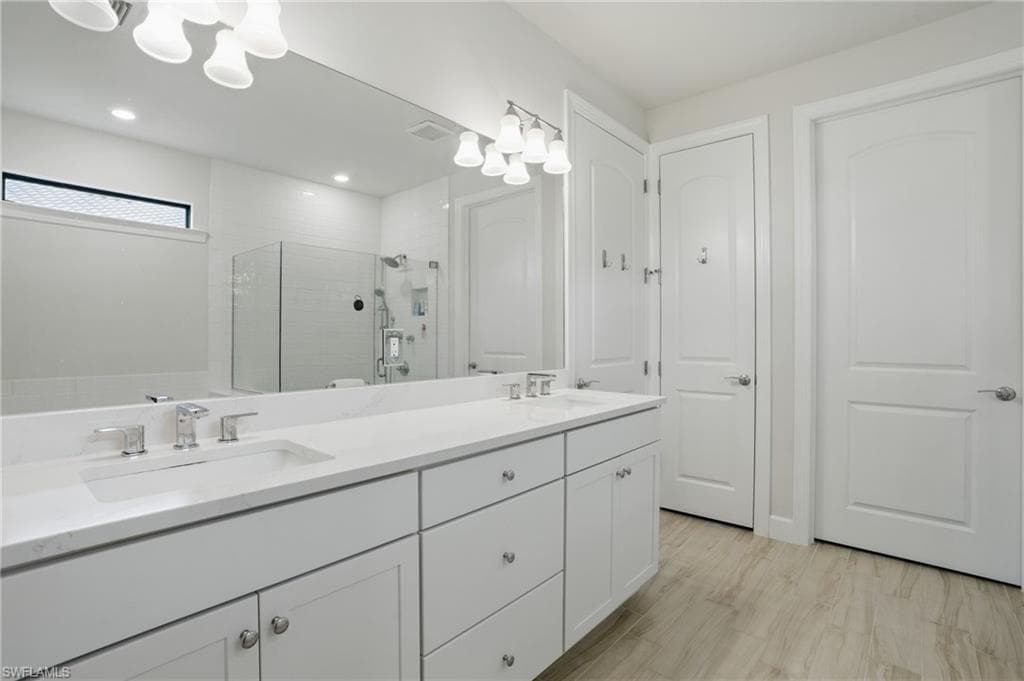12905 Hadley CT-13