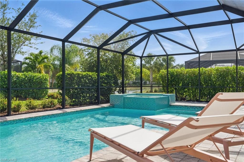 12905 Hadley CT-25