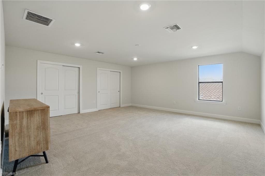12905 Hadley CT-21