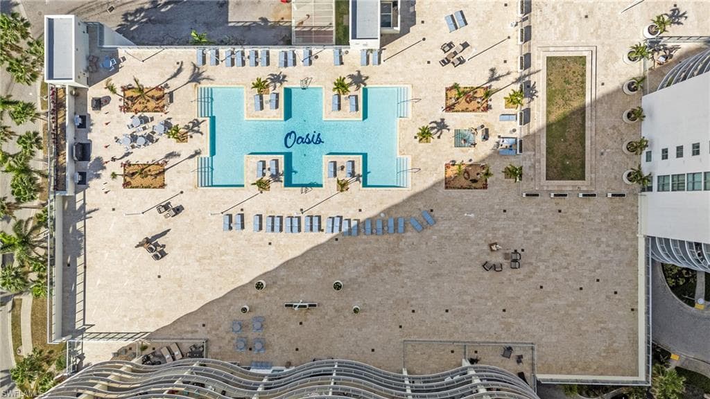 3000 Oasis Grand BLVD 2203-23