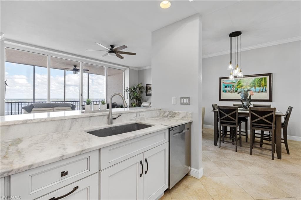 2090 W First ST I2409-12