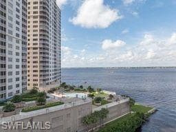 2090 W First ST I2409-4