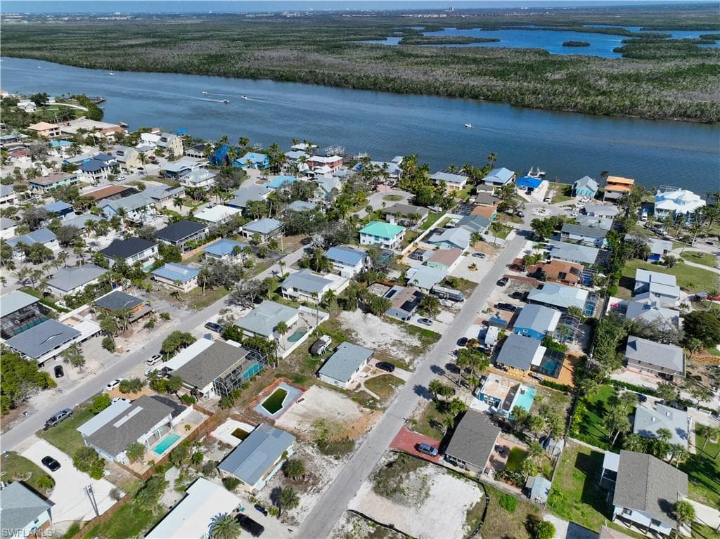 161 Hibiscus DR-28