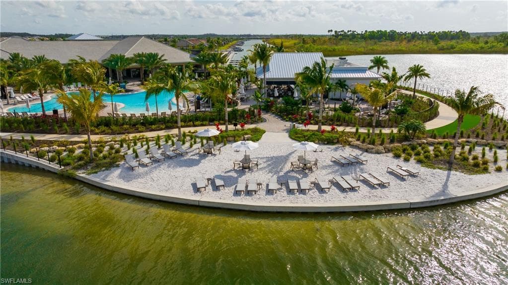 11821 Venetian Lagoon DR 104-27