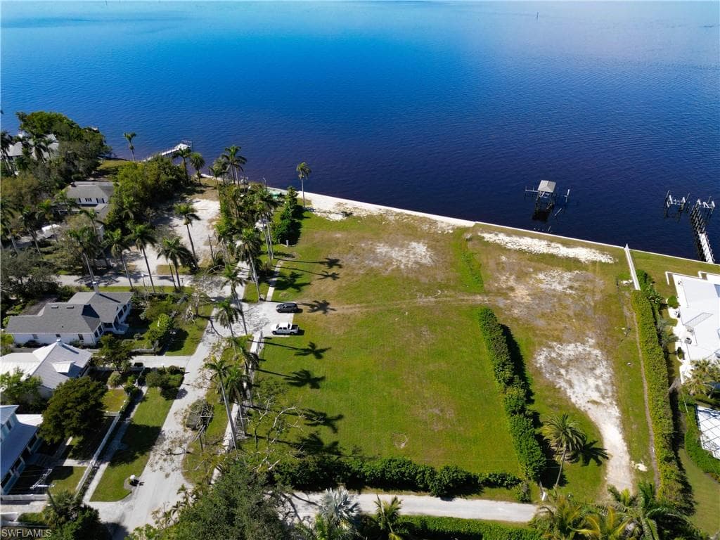1301 Poinciana AVE-5