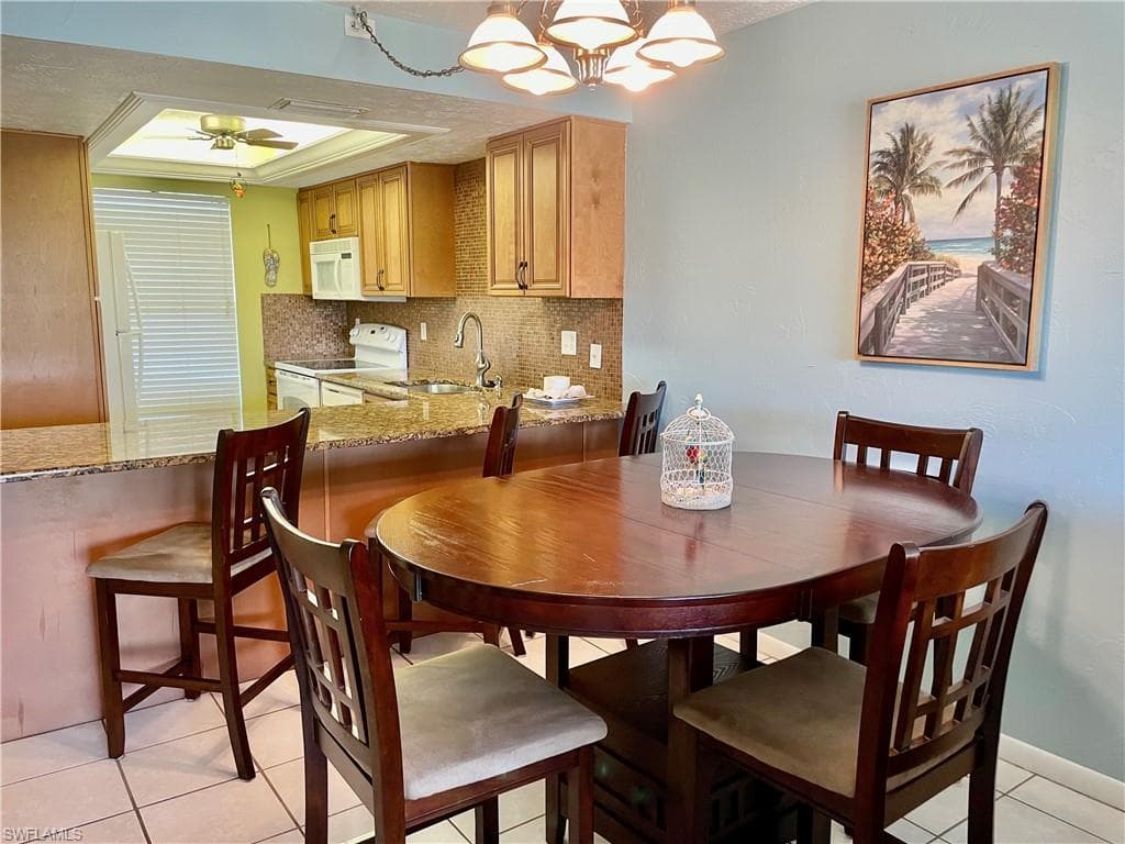 16211 Dublin CIR E201-6