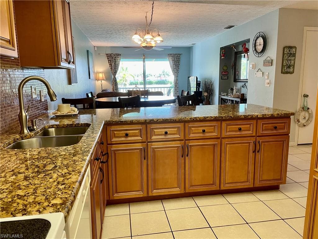 16211 Dublin CIR E201-1