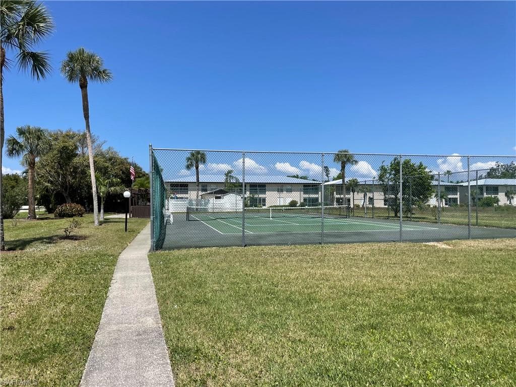 16211 Dublin CIR E201-5