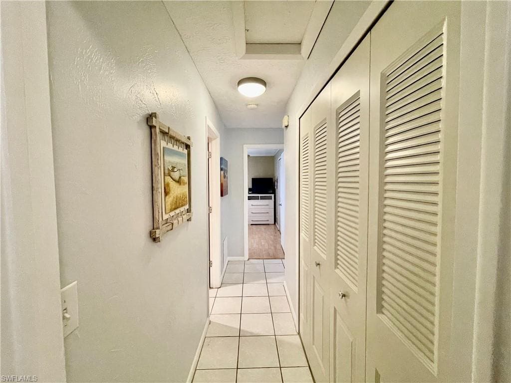 16211 Dublin CIR E201-21