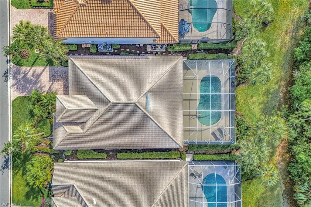 9375 Oak Strand DR-23